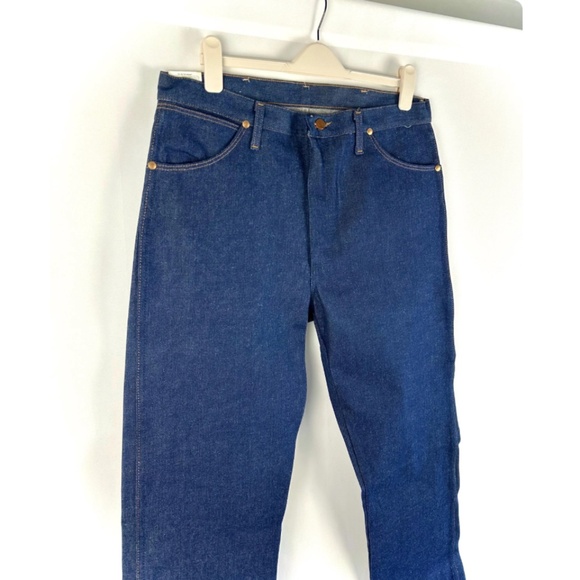 Vintage Wrangler Cowboy Cut Straight Leg Blue Jeans • Dark Wash • Mens 36 x 34 - Picture 6 of 10